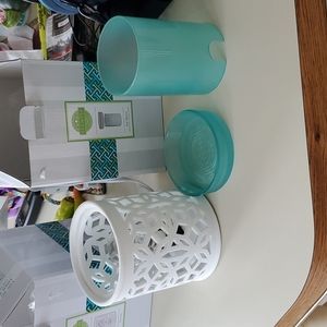 Scentsy - "Darling" Warmer